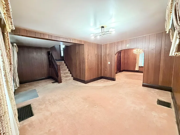 1119 Indiana Ave — Photo 6