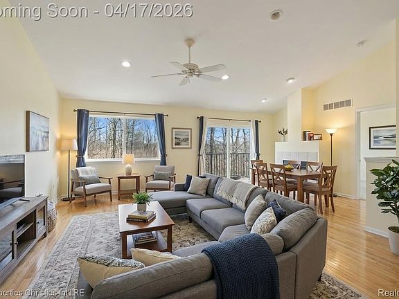 5th image of 30674 Ardmore Ct