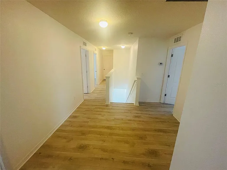 16616 Broadford Ln — Photo 14