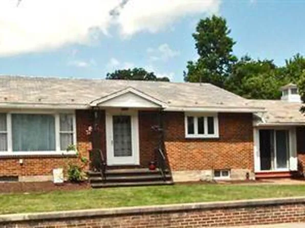 303 N 9th St, Bangor, PA 18013