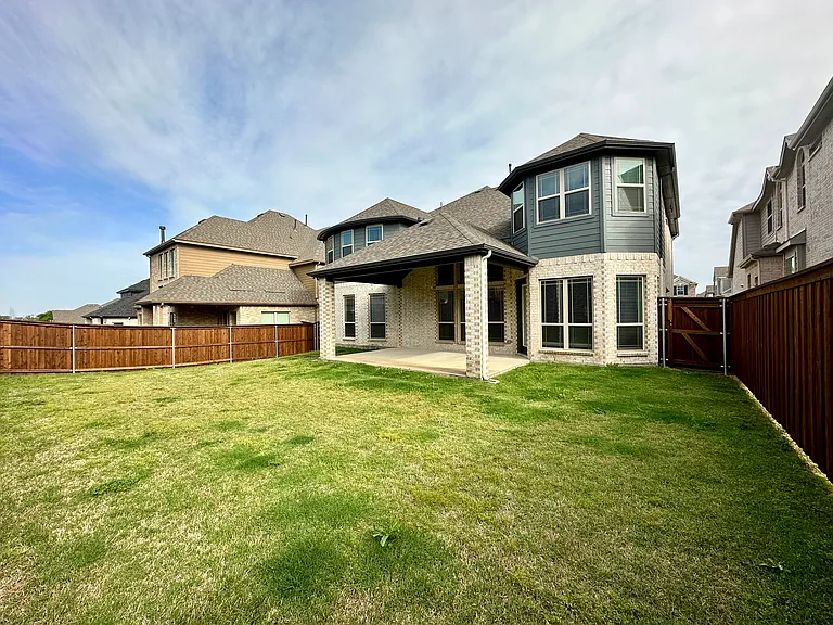 2821 Adon Springs Ln — Photo 37