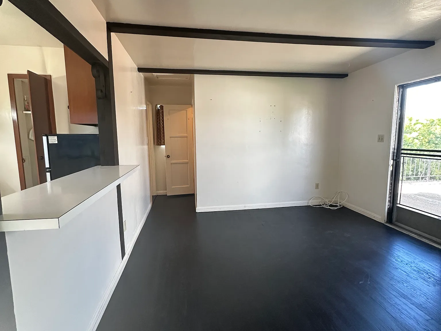 Studio, 782 sqft, $1,900 — Photo 3