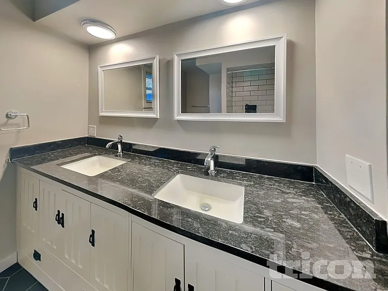7317 Clinton Ave — Photo 10
