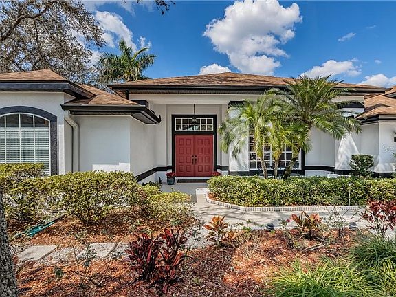 3rd image of 2715 Clubhouse Dr