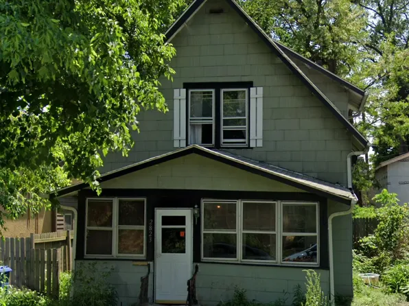 2823 9th St S, Minneapolis, MN 55406