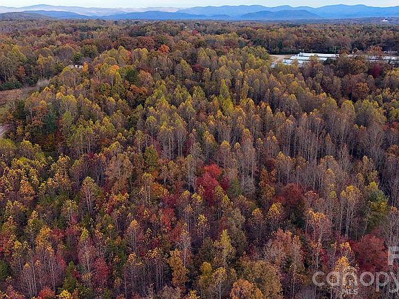 5th image of 2 Rock Creek Church Rd
