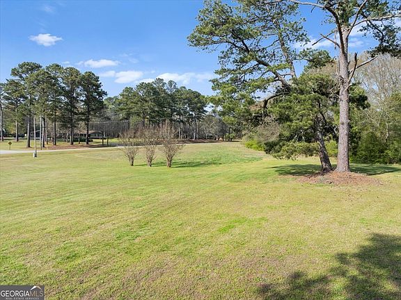 5th image of 1150 Harris Hollis Ln #A