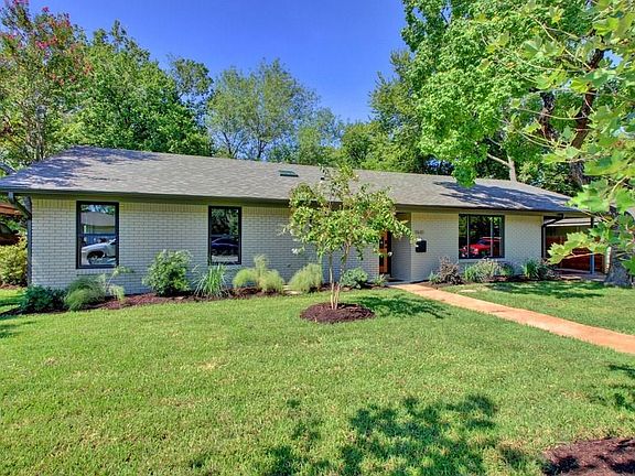 2nd image of 1601 Ashberry Dr