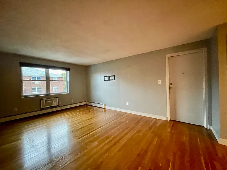 39 Montvale Ave #9 — Photo 5
