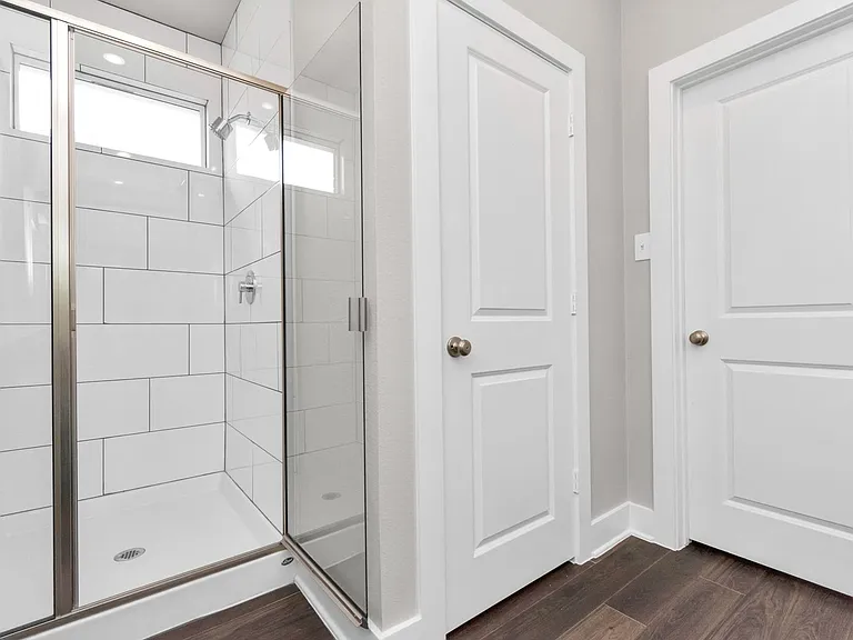 10515 Moon Valley Ln — Photo 33