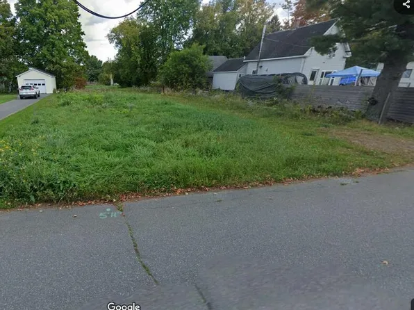 10 Delmont Street, Presque Isle, ME 04769