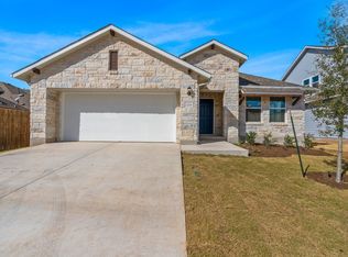 308 Rimrock Ct, Smithville, TX 78602