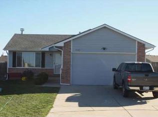 1322 E Harvest Lane Cir, Goddard, KS 67052