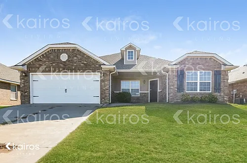548 W Shadow Ridge Way Photo 1
