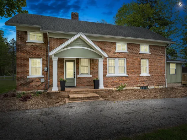 33013 Pokagon Hwy, Niles, MI 49120