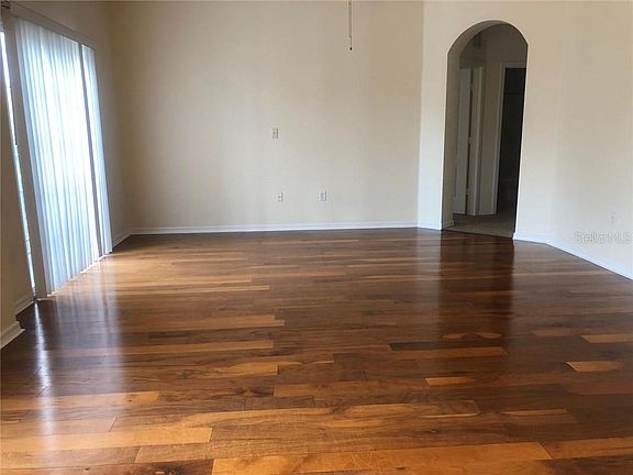 4th image of 1409 Broken Oak Dr #45A