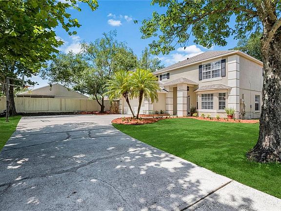 3rd image of 1212 Flowers Pointe Ln