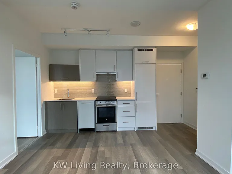 181 Huron St #1404 — Photo 6