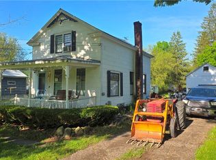 28 Eaton St, Morrisville, NY 13408