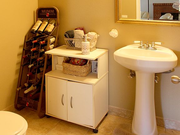 3rd image of 1738 N Lynne Dr #6