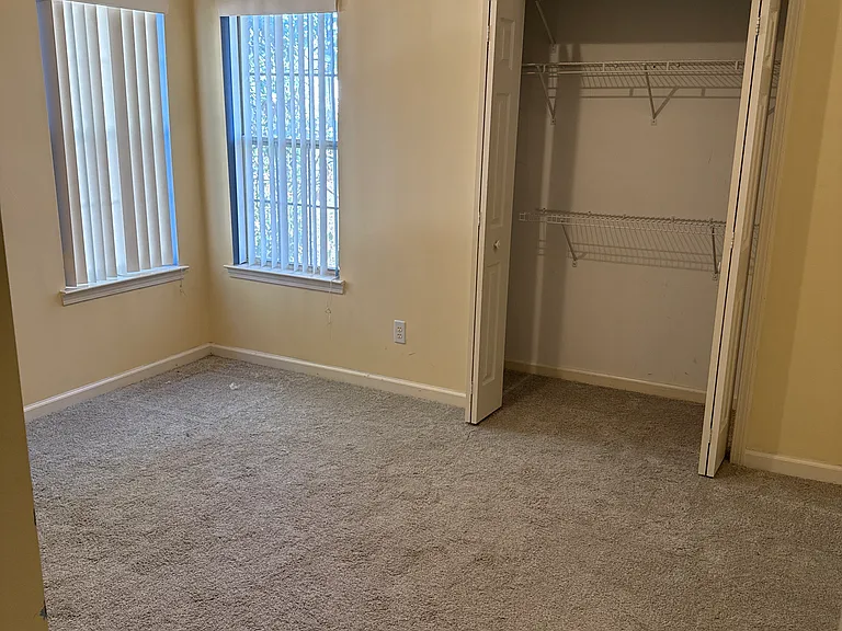 2753 Bridgegate Trce NE — Photo 7