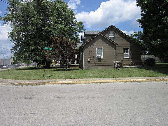 3rd image of 107 Ashton Dr