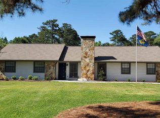 345 Laurelwood Dr, Tyrone, GA 30290