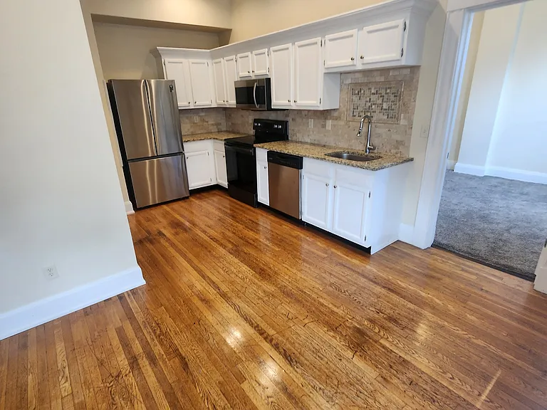 2104 Slane Ave #1 — Photo 4
