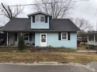 203 W Center St, Winslow, IN