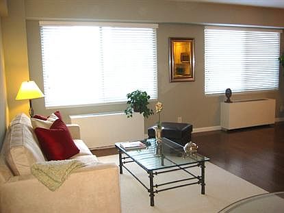 5th image of 609 W South Orange Ave APT 4G