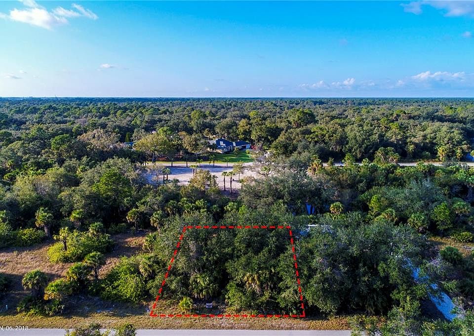 1st image of 305 Pembroke Dr