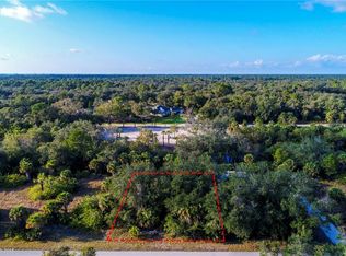 305 Pembroke Dr, Port Charlotte, FL 33954