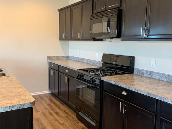 2701 Sugar Pine Dr, Yukon, OK 73099