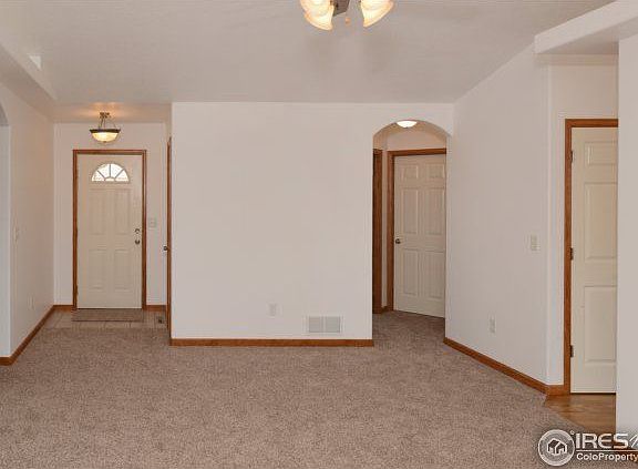3rd image of 3732 Longhorn Ln