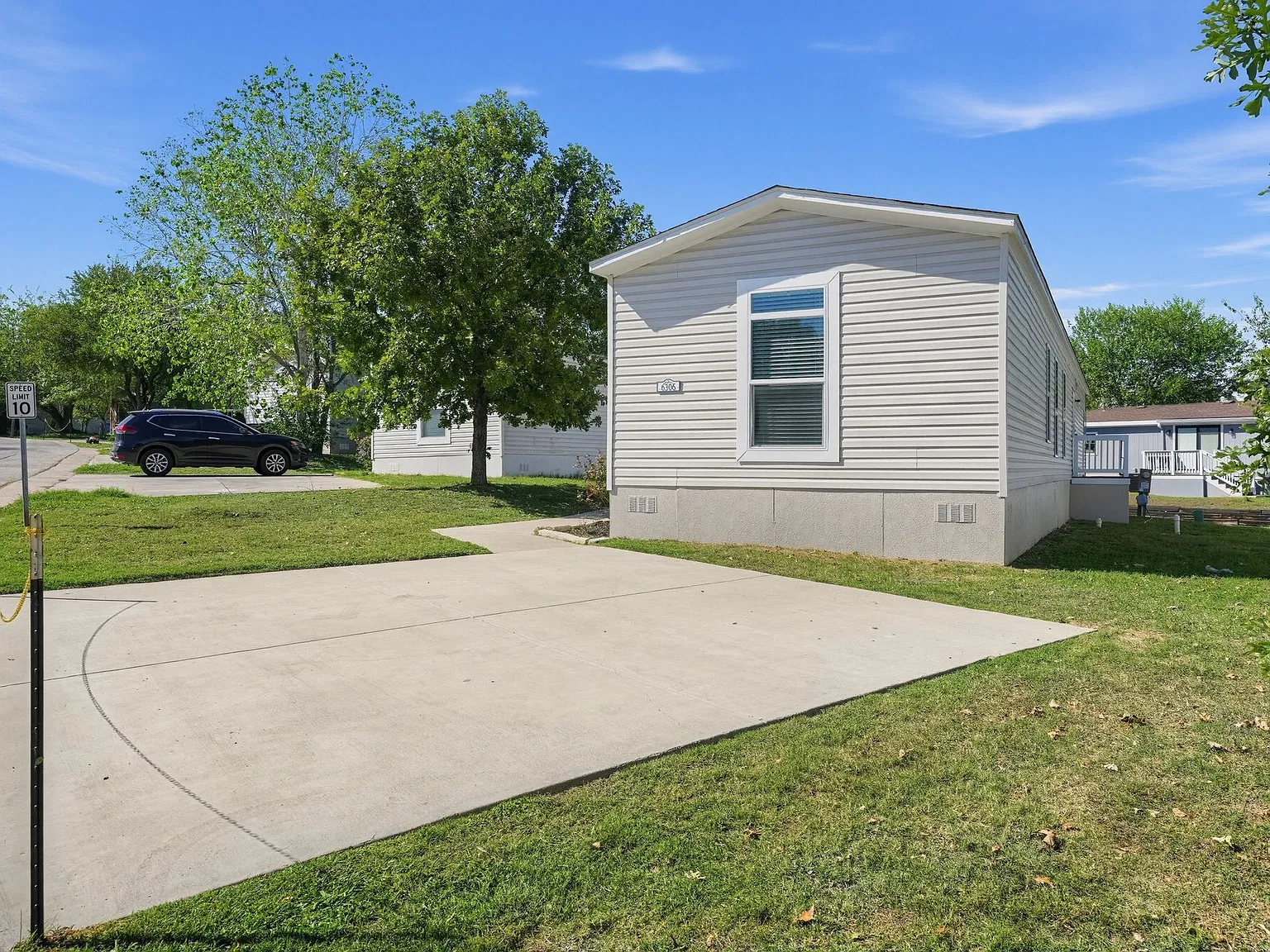 3 bed, 1216 sqft, $1,550 — Photo 4