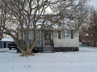 15323 Greenhill Rd, Cleveland, OH 44111