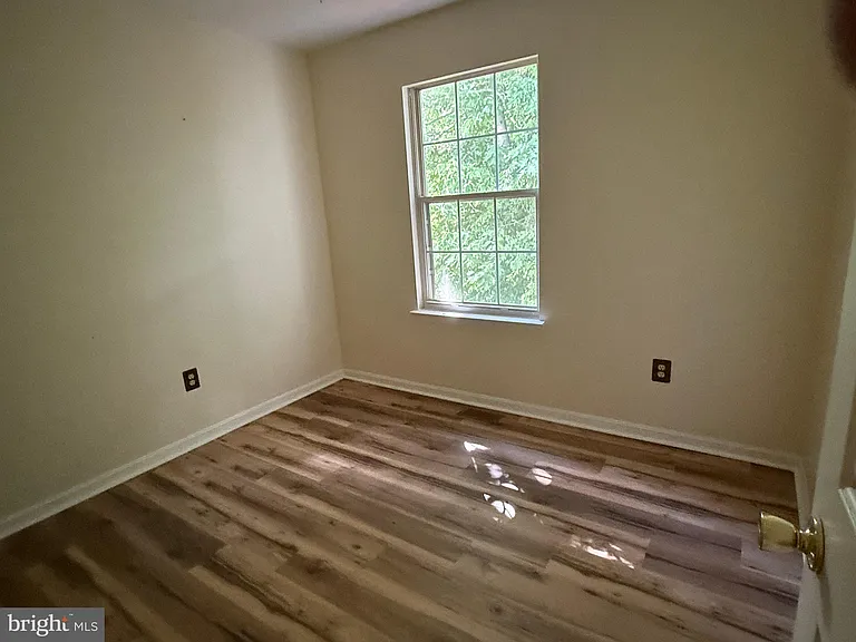 9324 Daly Ct — Photo 21