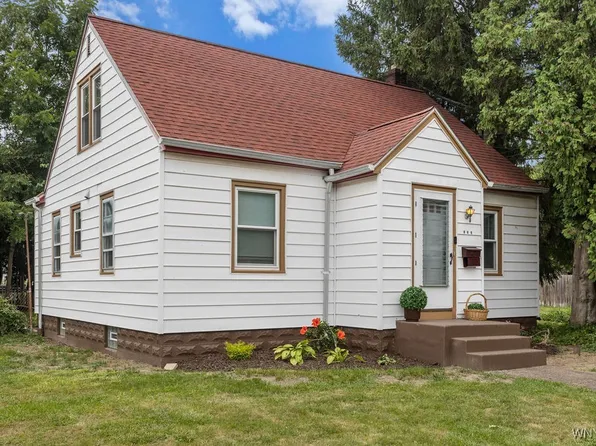 256 73rd St, Niagara Falls, NY 14304