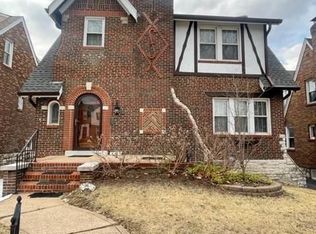 7461 Stanford Ave, Saint Louis, MO 63130