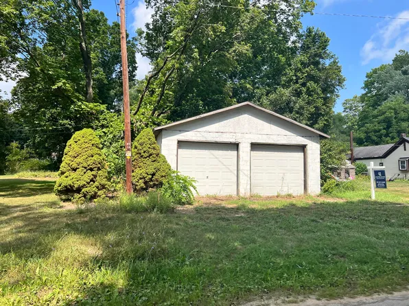 1580 E Hammett Rd, Hart, MI 49420