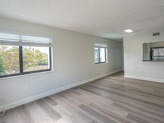 5th image of 810 Salzedo St APT 24