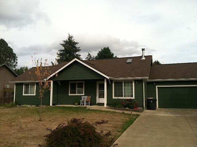 2nd image of 134 Carey Ct