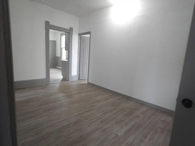 4715 10th Ave #1 — Photo 11