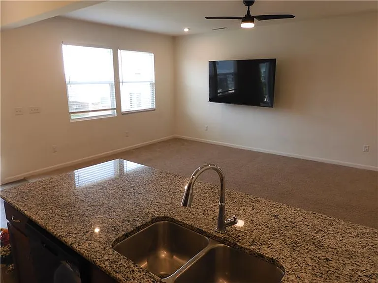 4208 Aine Dr — Photo 12
