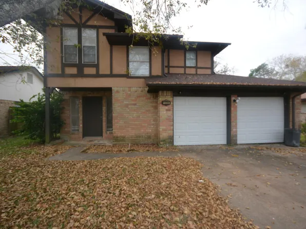 1224 Clover Dr, Angleton, TX 77515