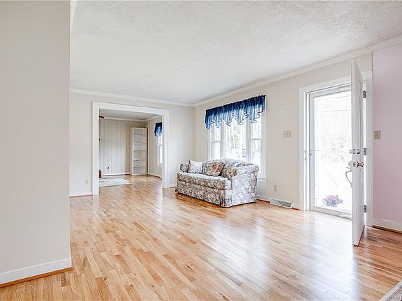 5th image of 8187 S Mayfield Ln