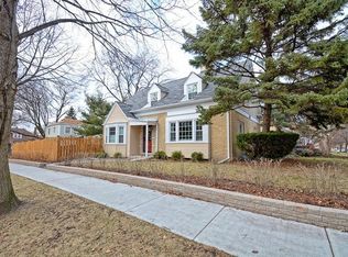 1000 Wesley Ave, Evanston, IL 60202