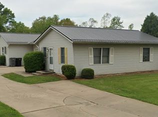 413 S. Harkless Drive, Syracuse, IN 46567