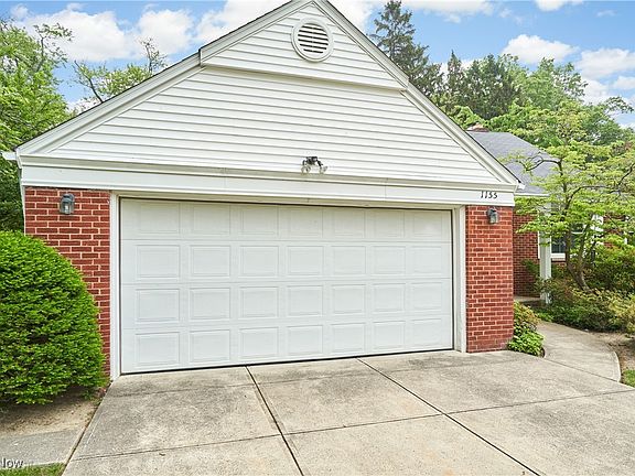 2nd image of 1155 Melrose Dr