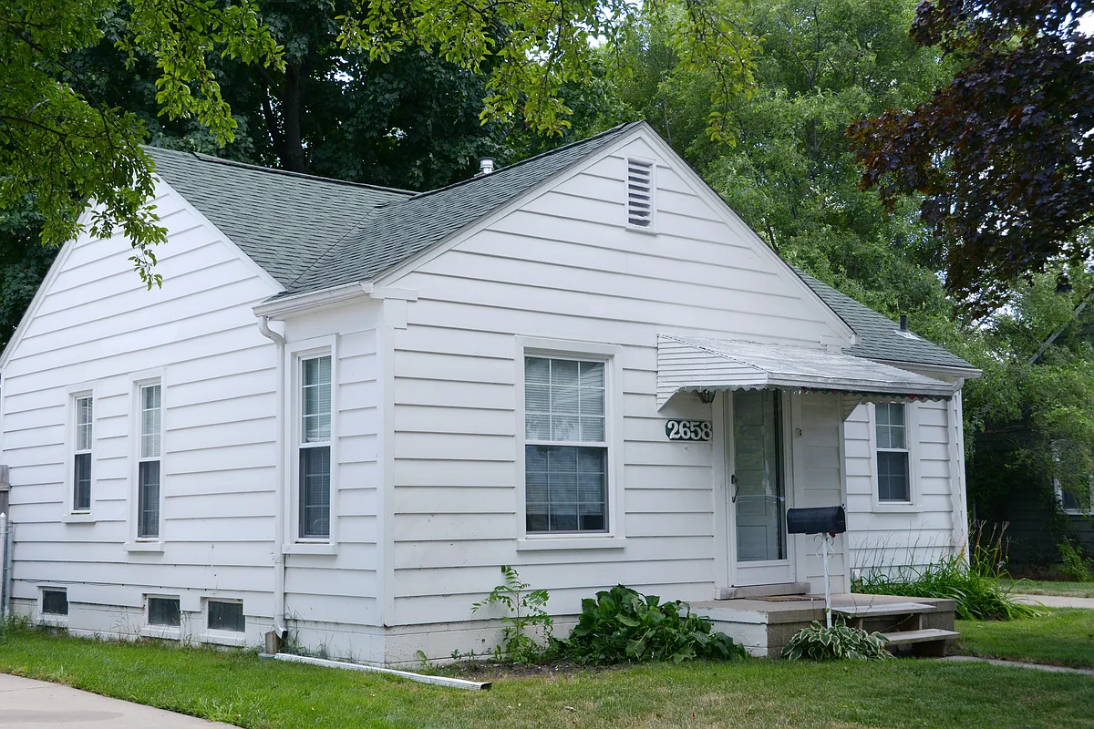Building Photo - 2658 Bacon Ave